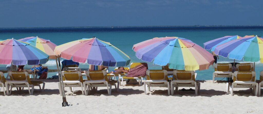Isla Mujeres Beach Clubs